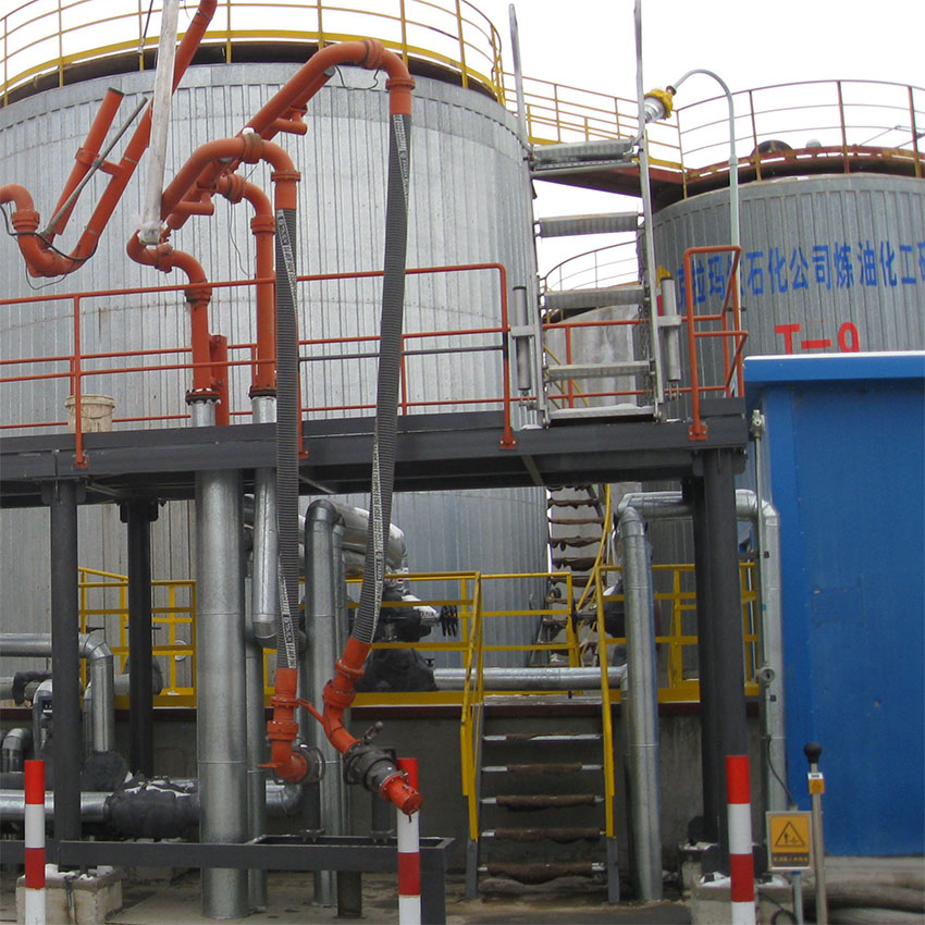 LNG�͜��Q�ܰ��b��ɺ�,����M(j��n)�ж��ڵęz���c�S�o(h��)